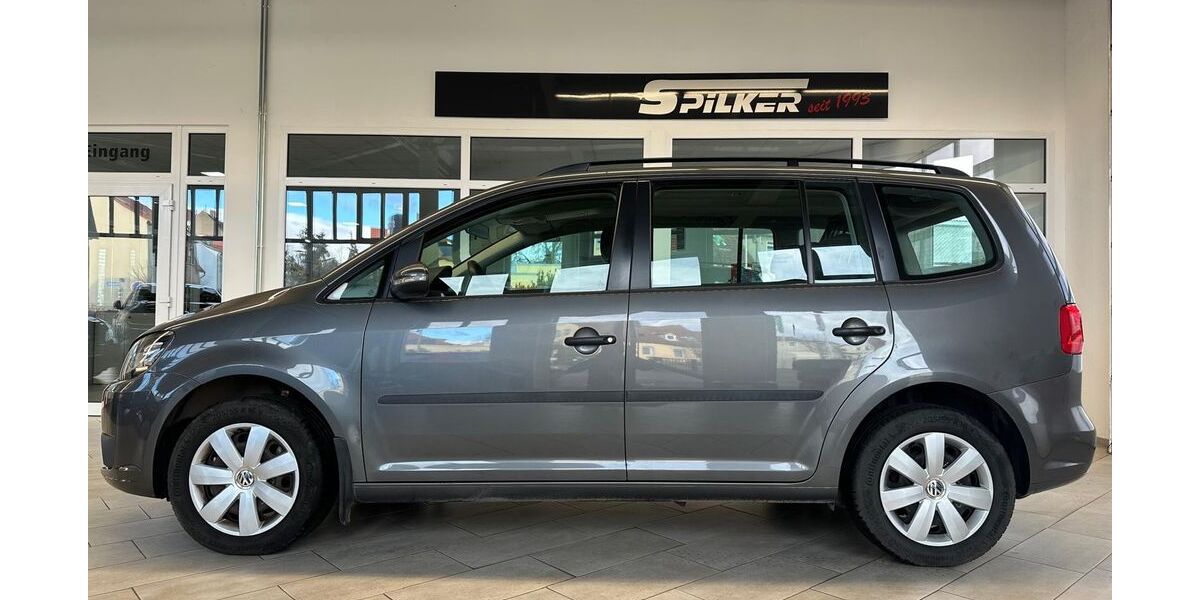 VW Touran 149.349 km 5.900 € Ballenstedt 06493
