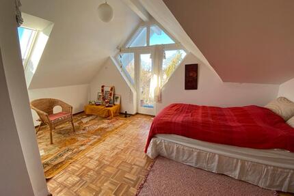 Sehr schönes Zimmer mit Balkon