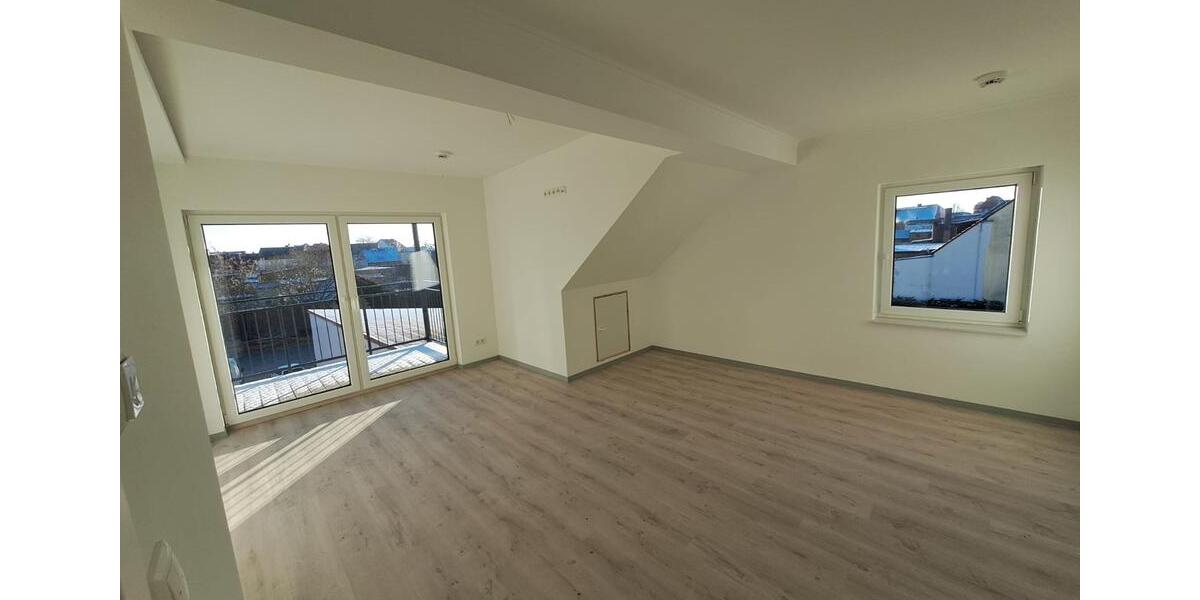 4-Raum - Penthouse mit zwei großen Balkonen - 165 qm Wohnfläche - PKW Stellplatz 4 zimmer