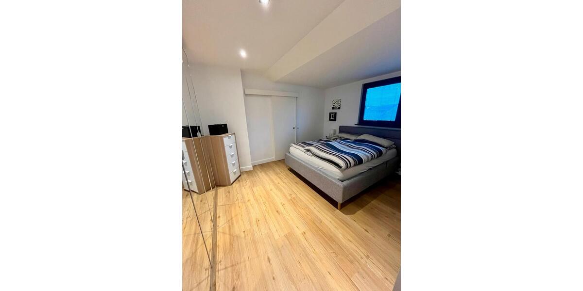 Etagenwohnung Düsseldorf Flingern Süd - 3 Zimmer, 95 m&sup2;, 617.500&euro; | Angebot:24996367