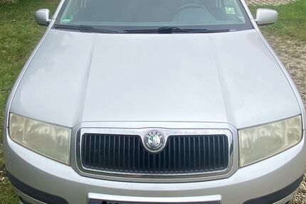 Skoda Fabia 226.788 km 550 € Hausen 93345