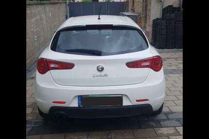 Alfa Romeo Giulietta 122.000 km 5.499 &euro; Rödersheim (Rödersheim-Gronau) 67127