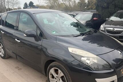 Renault Scenic 129.192 km 4.990 &euro; Berlin 13127