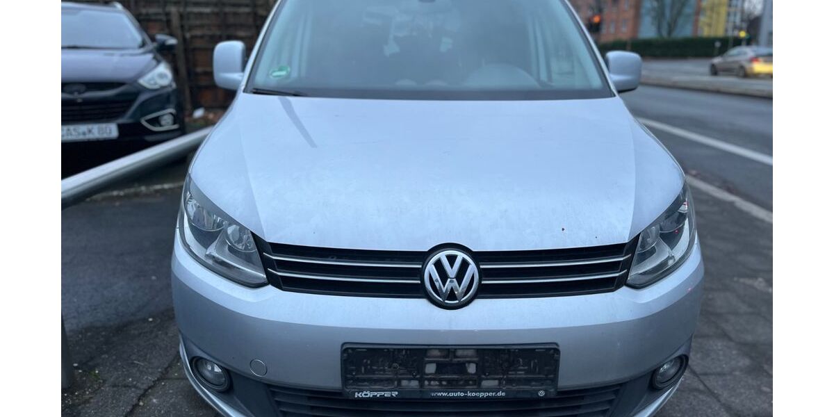 VW Caddy Maxi 189.000 km 10.990 &euro; Castrop Rauxel 44579