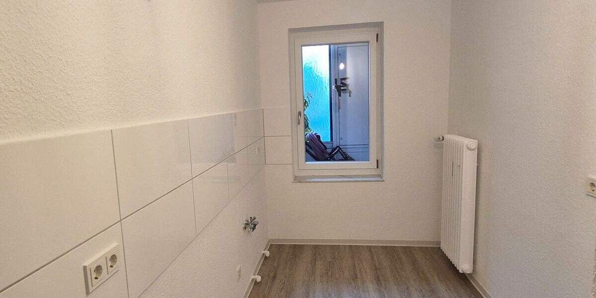 *Freiraum genießen - modernisierte 2-Zimmer-Wohnung* Tageslichtbad mit Wanne + Balkon + Aufzug 2 zimmer