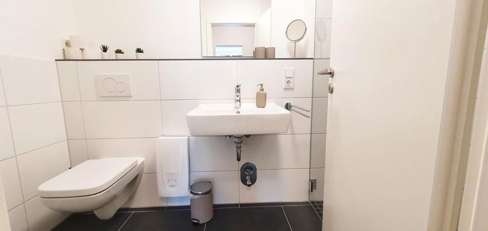 Einfamilienhaus Trier Feyen-Weismark - 1 Zimmer, 28 m&sup2;, 700&euro; | Angebot:26347965