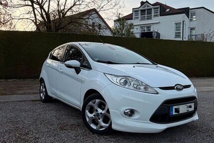 Ford Fiesta 202.000 km 3.050 &euro; Butzbach 35510