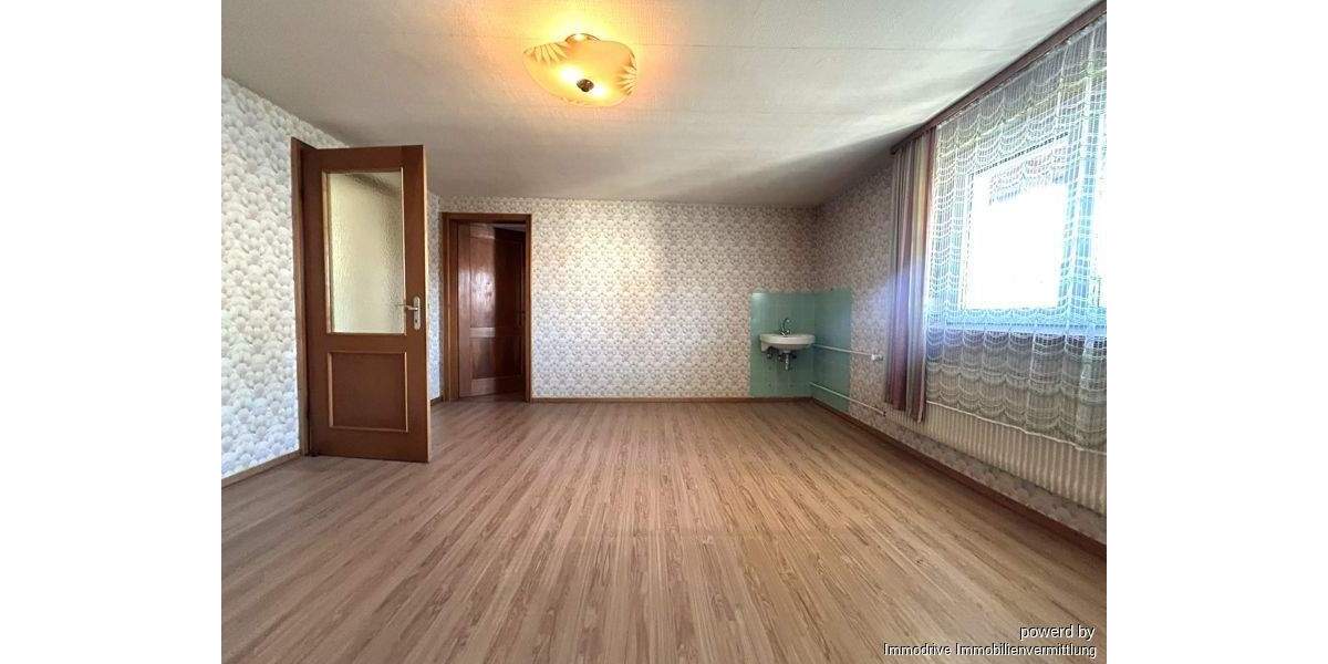 Etagenwohnung Laichingen-Feldstetten Feldstetten - 9 Zimmer, 168 m&sup2;, 249.000&euro; | Angebot:25213904
