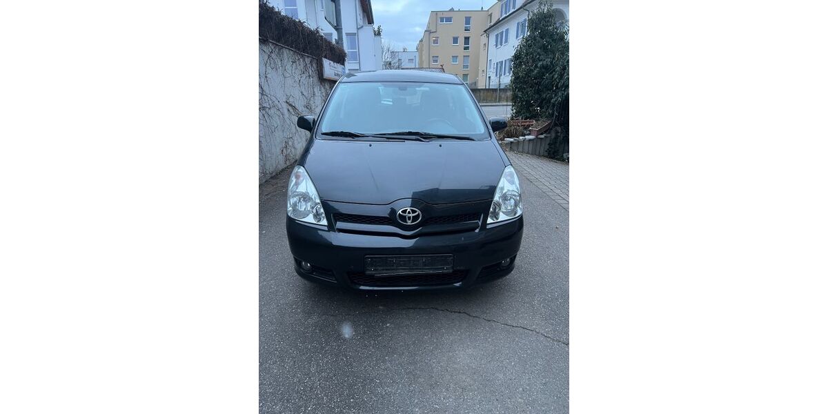 Toyota Corolla Verso 107.000 km 3.100 &euro; Heitersheim 79234