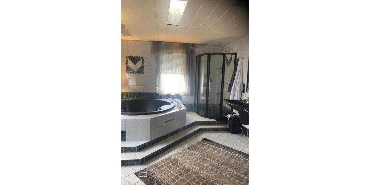 Mehrfamilienhaus, Wohnhaus Ostfildern- Nellingen Nellingen - 6 Zimmer, 159 m&sup2;, 775.000&euro; | Angebot:26450874