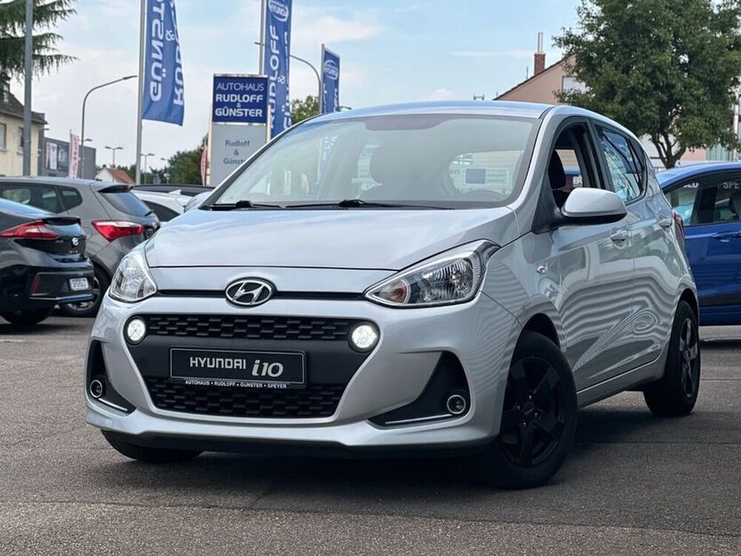 i10