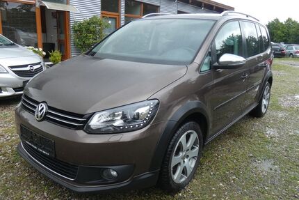 VW Touran 222.000 km 7.999 € Kiel 24145