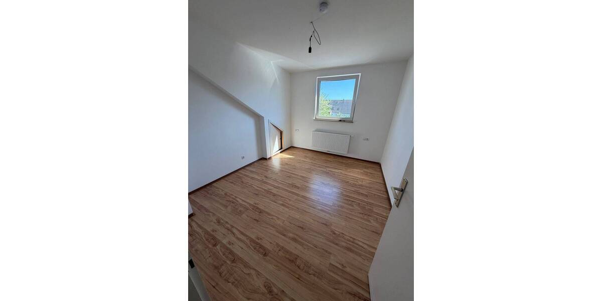 Etagenwohnung Kirchheim-Teck Jesingen - 3 Zimmer, 69 m&sup2;, 990&euro; | Angebot:26725276