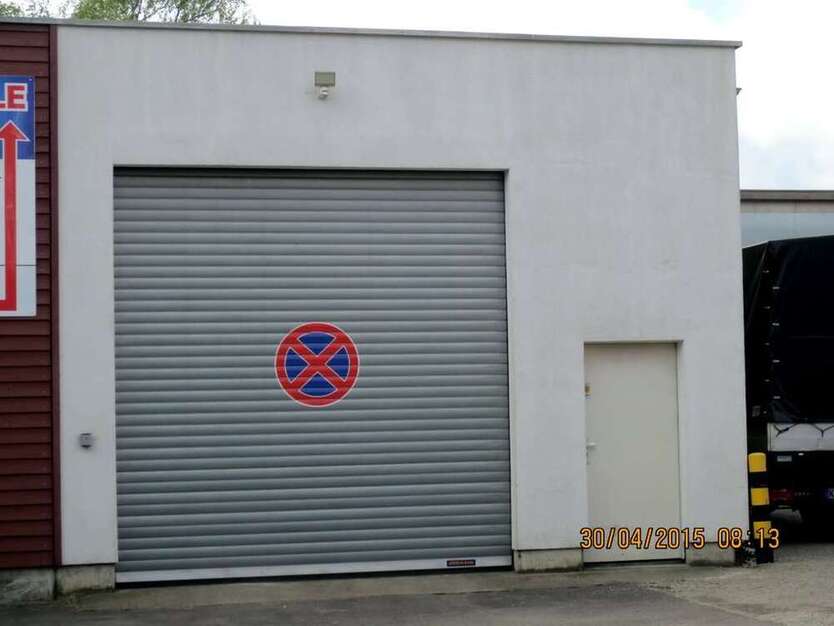 Halle in Krefeld 900 € 100 m²