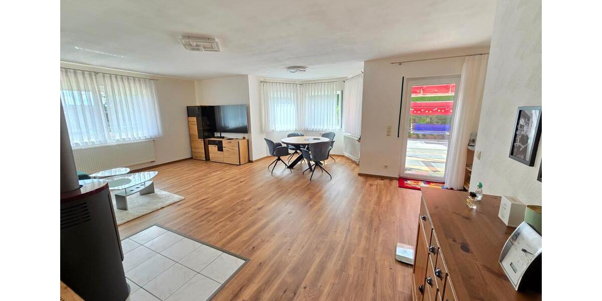 Einfamilienhaus Albisheim (Pfrimm) - 7 Zimmer, 200 m&sup2;, 498.000&euro; | Angebot:27158200