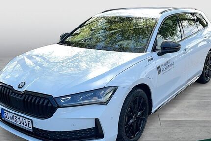 Skoda Superb 15.000 km 46.990 &euro; Siegen 57076