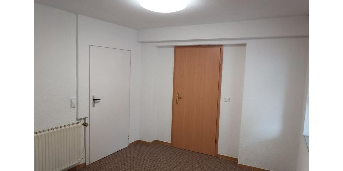 Schöne 5-Zimmer-Erdgeschosswohnung 5 zimmer