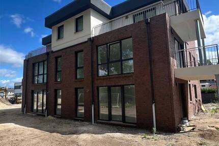 Nur 3.500,- Eurom² Neubau ETW mit Fahrstuhl 2 zimmer