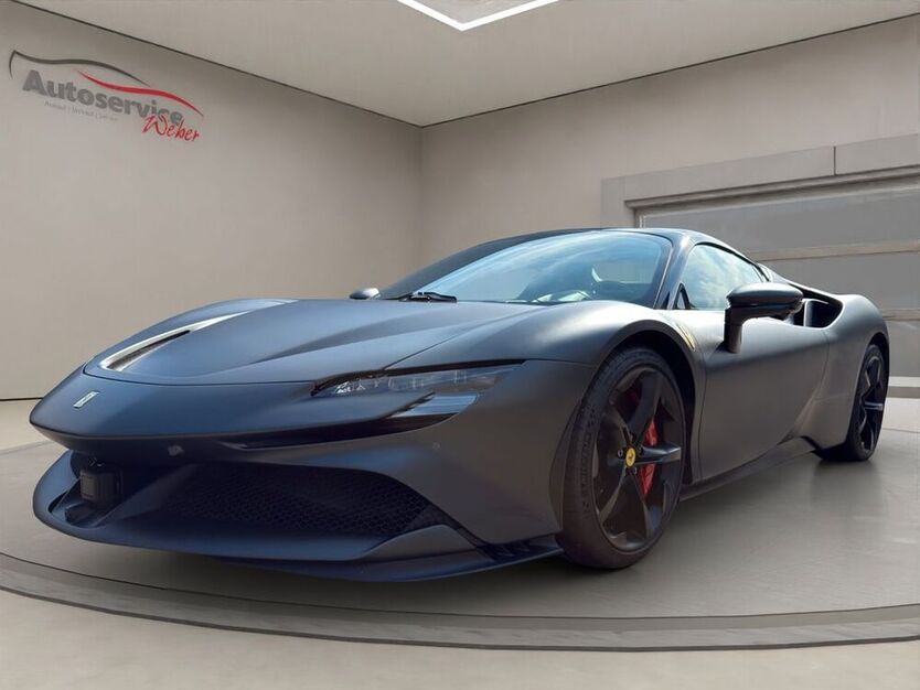 SF90