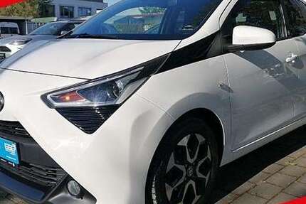 Toyota Aygo 62.181 km 11.990 &euro; Gernlinden 82216
