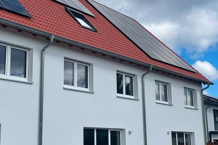 Haus Ellenberg - 6 Zimmer, 160 m&sup2;, 1.420&euro; | Angebot:26396217