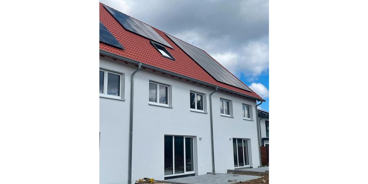 Reihenhaus Ellenberg - 6 Zimmer, 160 m&sup2;, 1.420&euro; | Angebot:26396217