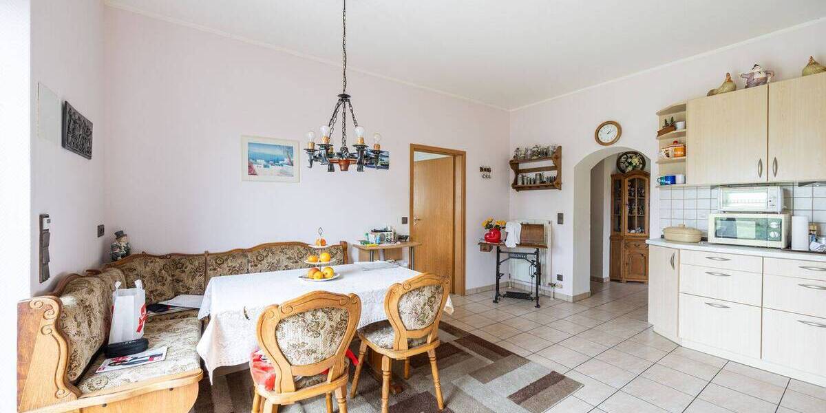 Mehrfamilienhaus, Wohnhaus Moers Kapellen-Mitte - 1 Zimmer, 220 m&sup2;, 699.000&euro; | Angebot:21701253