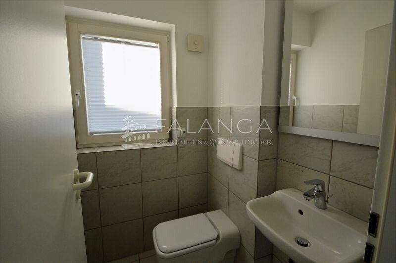 Doppelhaushälfte Budenheim - 6 Zimmer, 180 m&sup2;, 759.000&euro; | Angebot:25113974