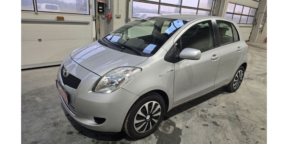 Toyota Yaris 46.000 km 6.300 &euro; Deggendorf 94469