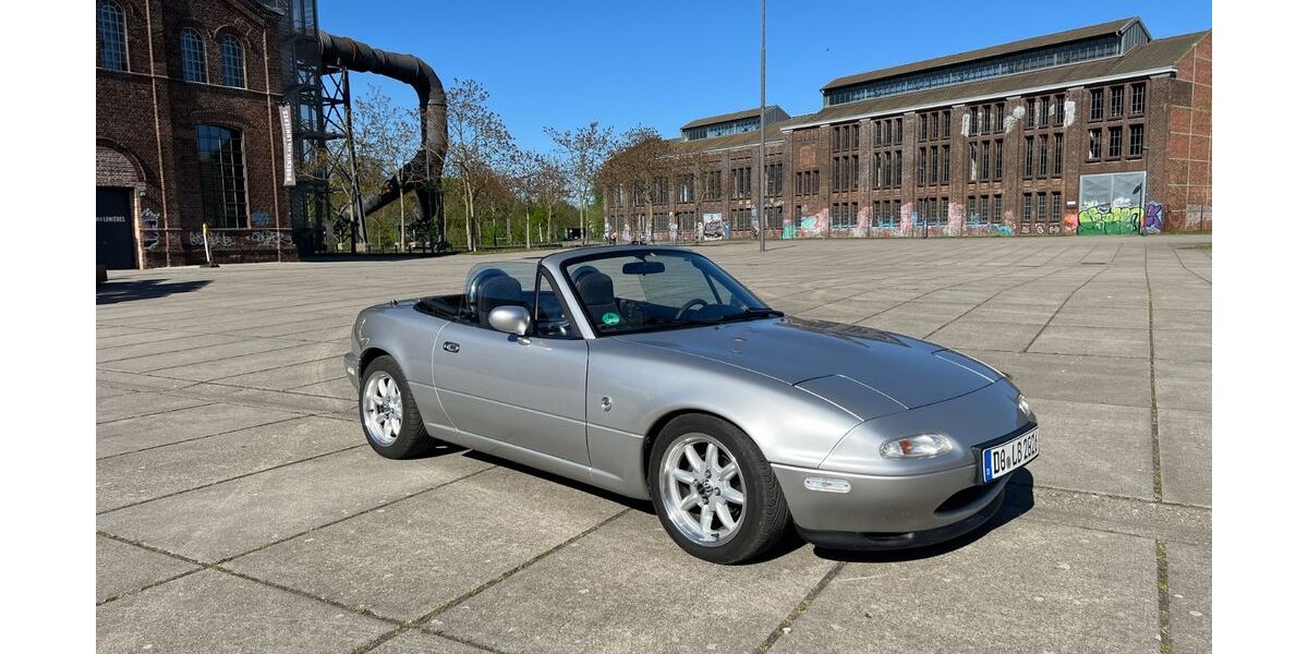 Mazda MX-5 151.000 km 11.840 &euro; Dortmund 44143