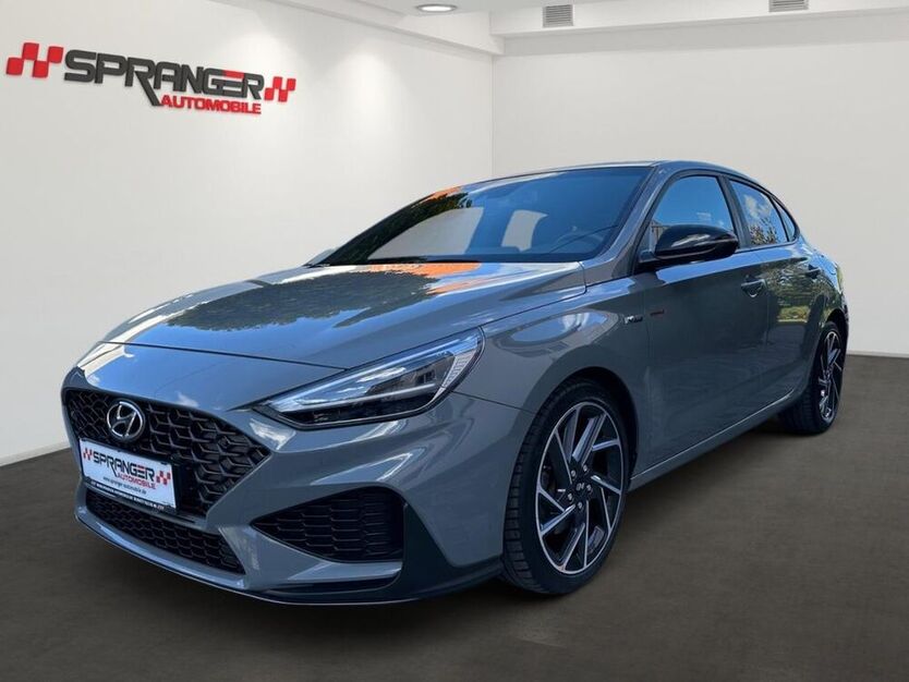 i30