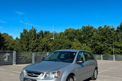 Kia Cerato 135.000 km 1.890 &euro; Stuttgart 70469