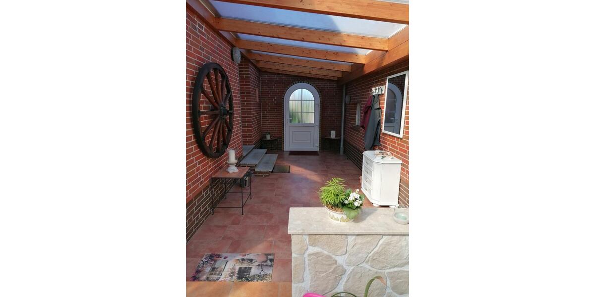 Einfamilienhaus Friedeburg - 8 Zimmer, 220 m&sup2;, 430.000&euro; | Angebot:26781570