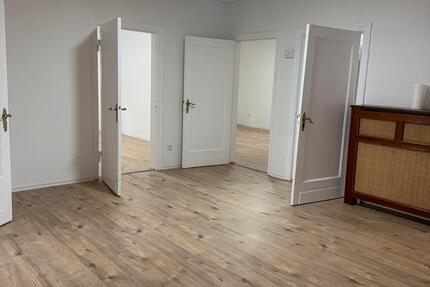 Wohnung Delmenhorst Deichhorst - 5 Zimmer, 139 m&sup2;, 1.500&euro; | Angebot:24773689