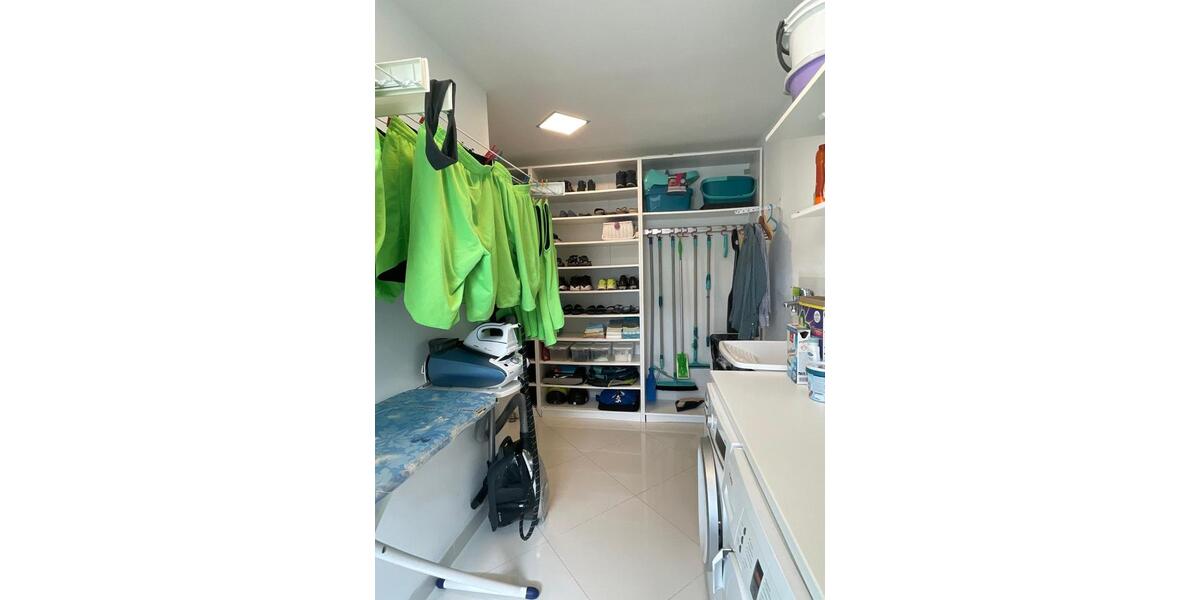 Einfamilienhaus Waldbronn - 8 Zimmer, 250 m&sup2;, 2.800&euro; | Angebot:25963883