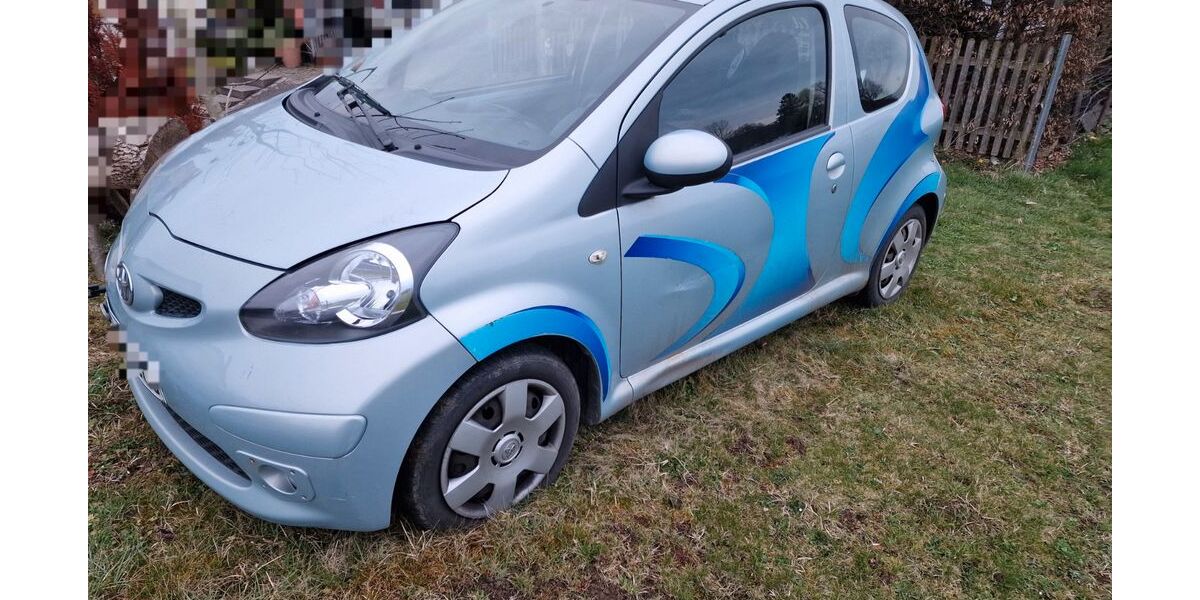 Toyota Aygo (X) 262.417 km 666 &euro; Göppingen 73035