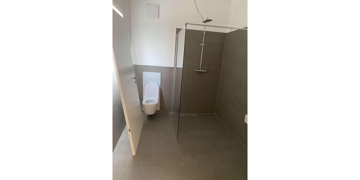 Erdgeschoßwohnung Pfullingen - 2 Zimmer, 66 m&sup2;, 950&euro; | Angebot:26670364