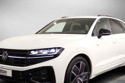 VW Touareg 29.500 km 71.222 &euro; Brandis 04821