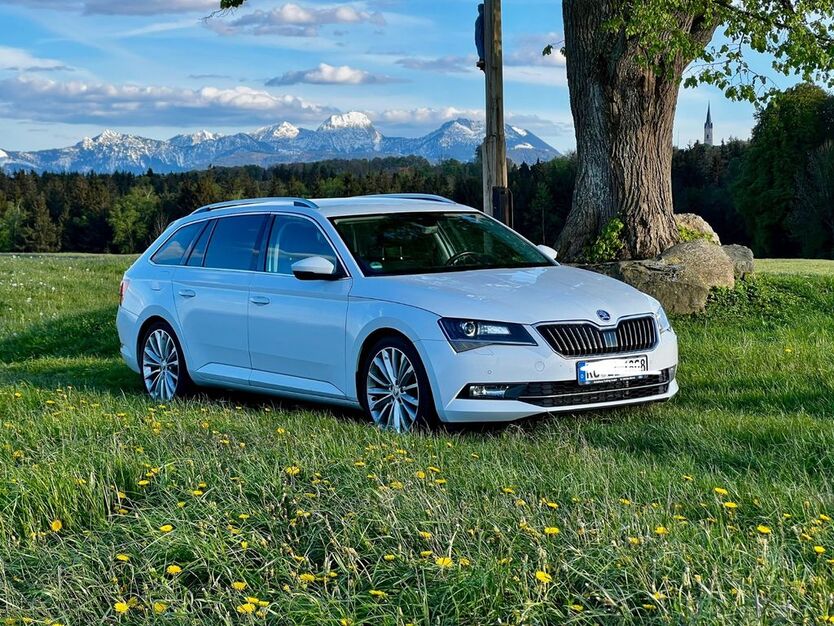 Skoda Superb 197.000 km 15.500 € Kolbermoor 83059