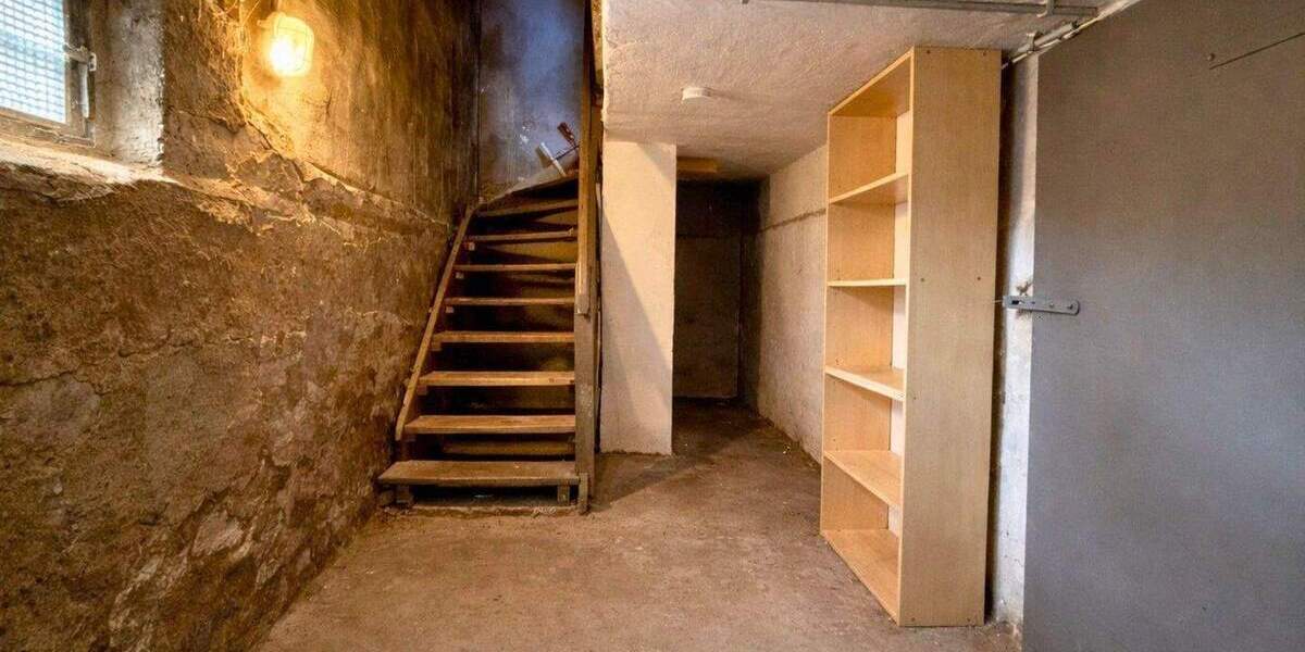 Reihenendhaus Gelsenkirchen Bismarck - 6 Zimmer, 200 m&sup2;, 249.000&euro; | Angebot:25427582