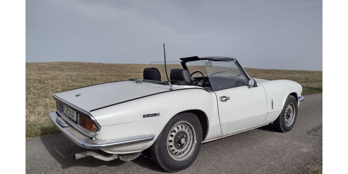 Triumph Spitfire 88.200 km 8.900 &euro; Löffingen 79843