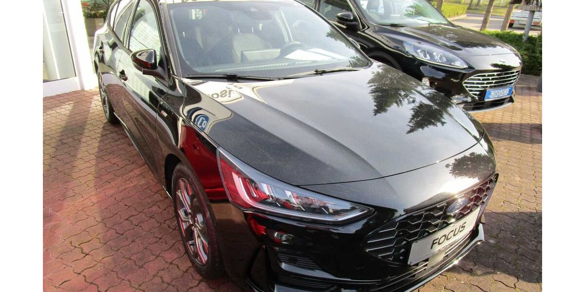 Ford Focus 4.300 km 28.900 &euro; Mühlhausen 99974