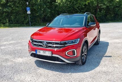 VW T-Roc 2.200 km 30.900 € Lenggries 83661