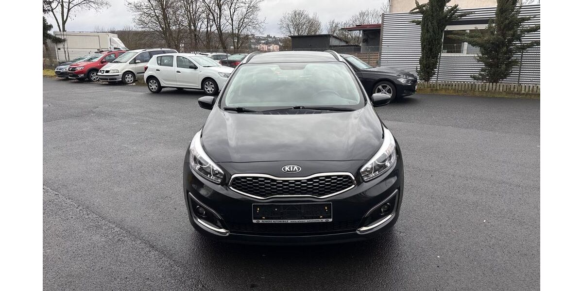 Kia ceed Sportswagon 93.000 km 9.249 &euro; Würzburg 97076