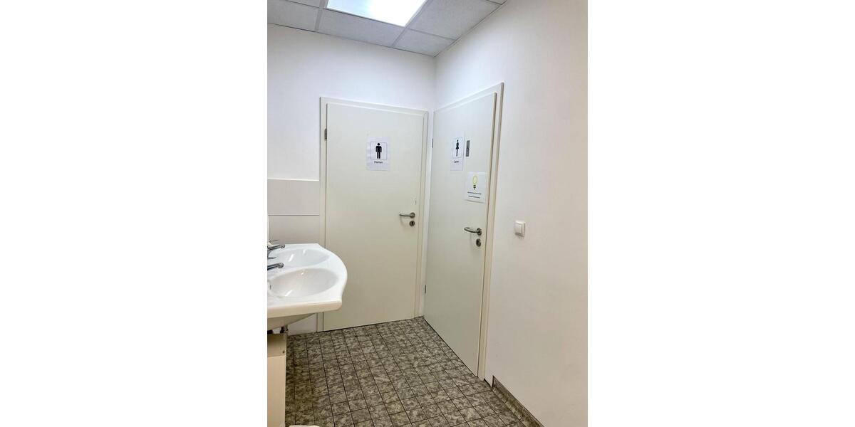 Gewerbeobjekt Kiel Südfriedhof - 2.500&euro; | Angebot:26417369
