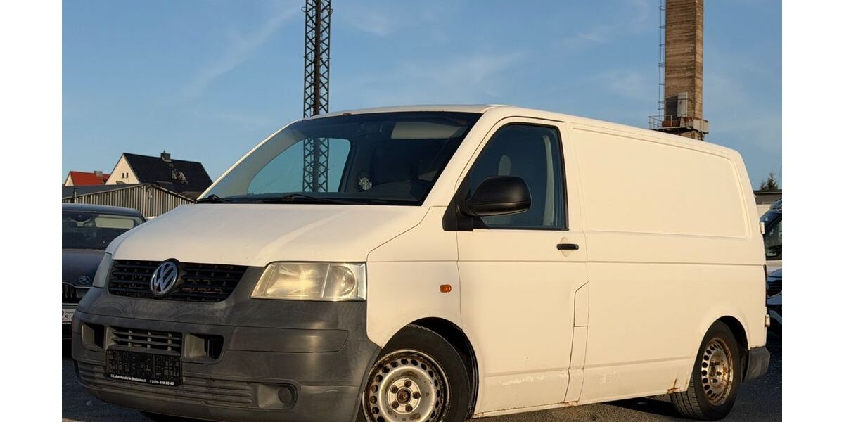 VW T5 Transporter 304.373 km 2.499 &euro; Breitenbach 37327