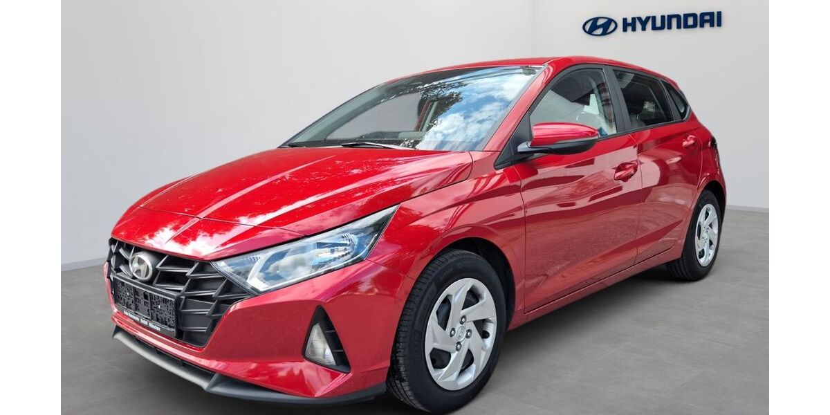 Hyundai i20 26.270 km 12.490 &euro; München 80807
