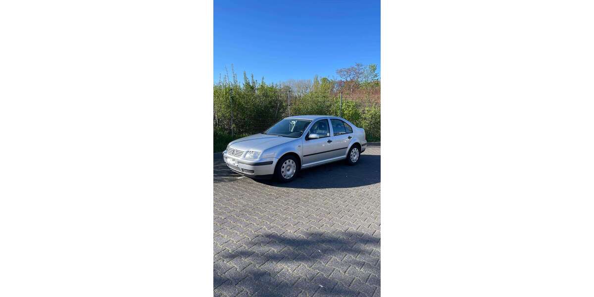 VW Bora 108.000 km 4.000 &euro; Dresden, Stadt 01069