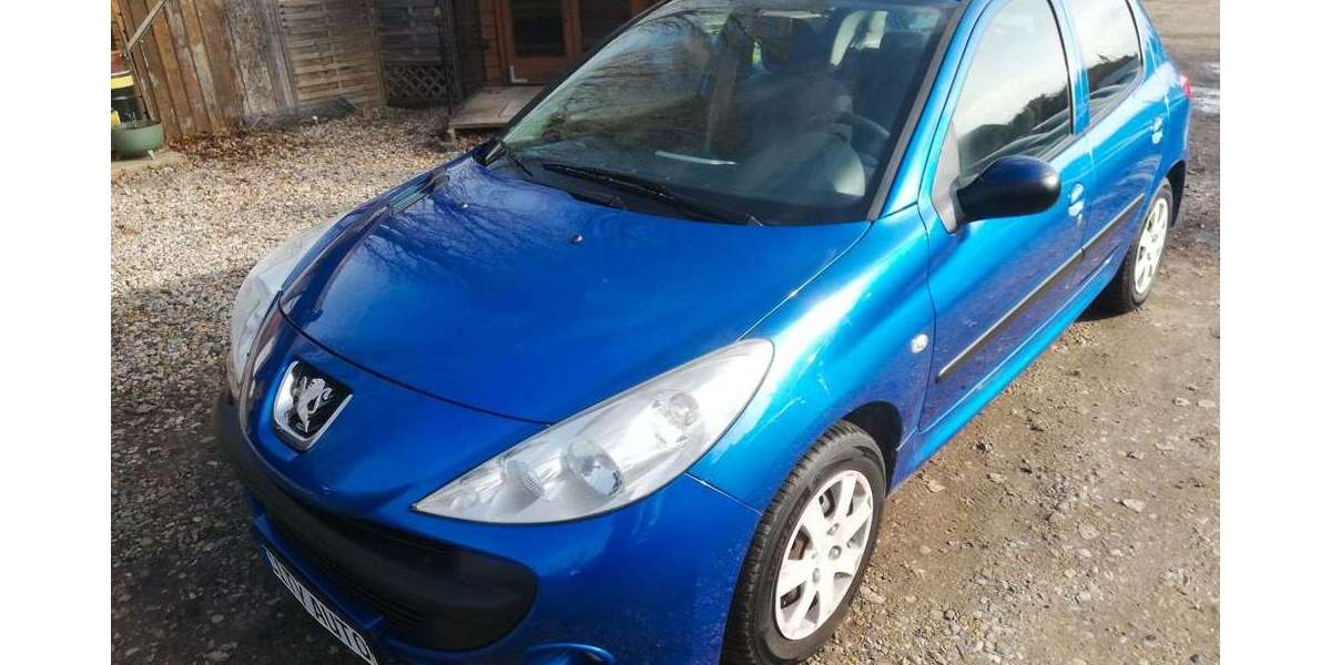 Peugeot 206 118.000 km 2.370 &euro; Berlin - Pankow 13127