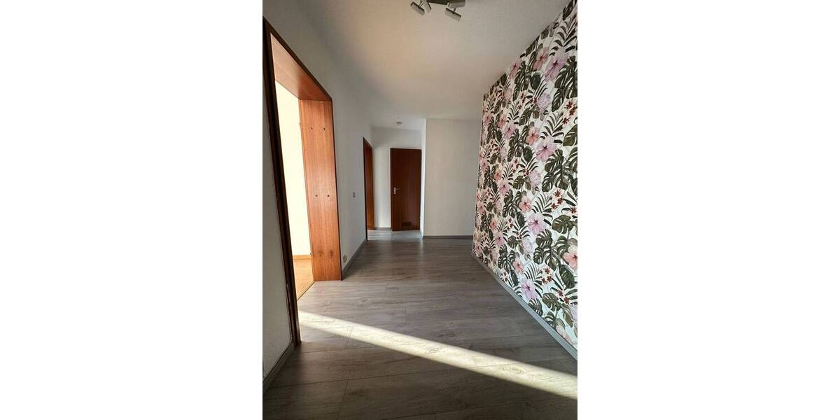 Etagenwohnung Leimen - 3 Zimmer, 91 m&sup2;, 269.900&euro; | Angebot:26912805